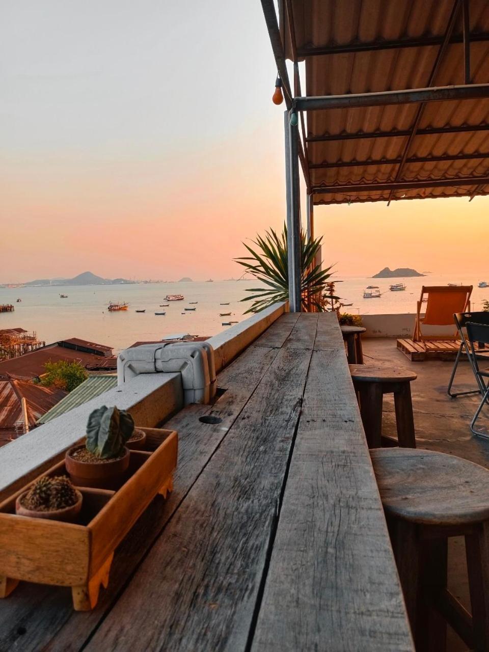 Sattahiptale Boutique Guesthouse & Hostel Exterior photo